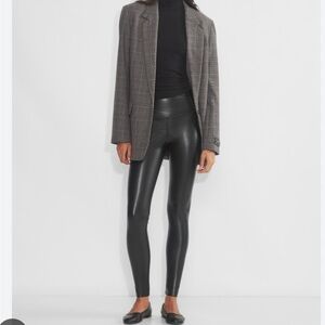 Aritzia Wilfred Free Black Highrise Vegan Leggings Size Extra Small